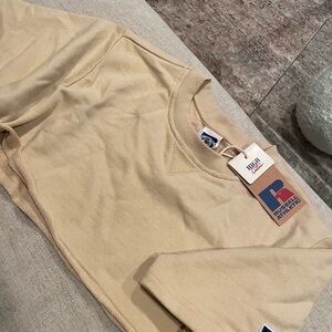 Russel athletics tan crop top